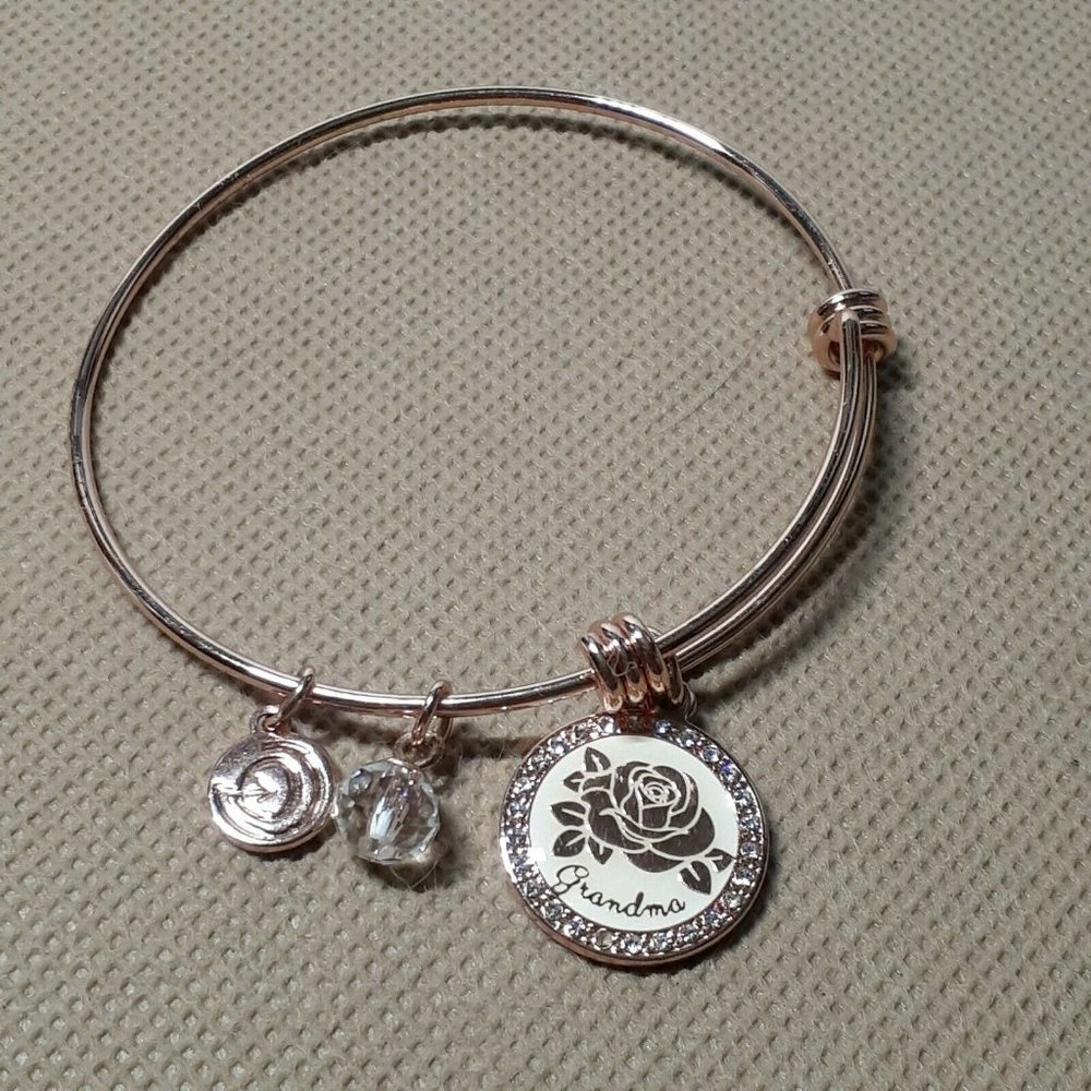 Expandable Bracelet Love Grandma Gift Rose Gold Tone Love This Life Signed Charm